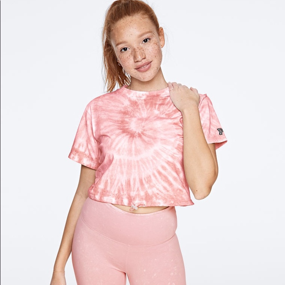 🥳SALE💕 VS PINK TIE DYE PINK DRAWSTRING CROP TEE - Picture 3 of 6
